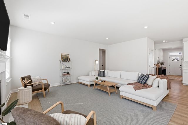 101 Comanche Trail, Greenville, SC 29607