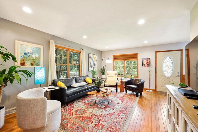 216 Washington Avenue, Baraboo, WI 53913