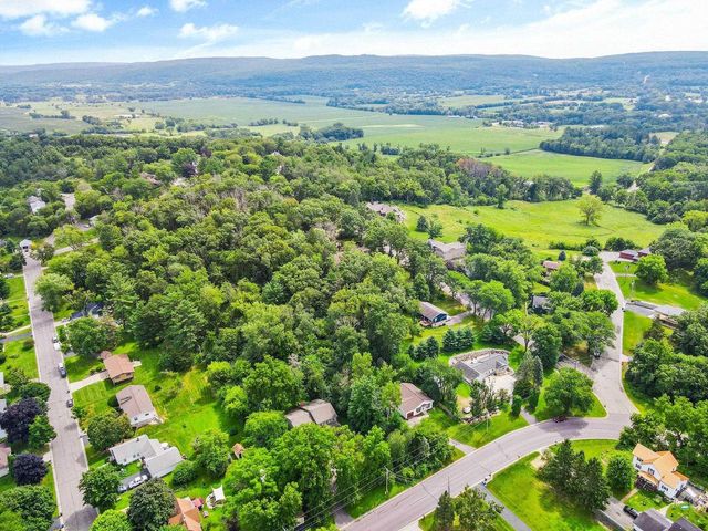 216 Washington Avenue, Baraboo, WI 53913