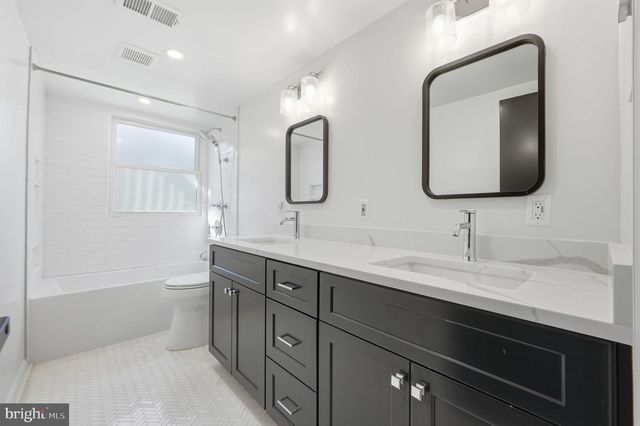 448 SUMMERS DR, Alexandria, VA 22301