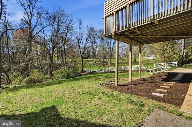 448 SUMMERS DR, Alexandria, VA 22301