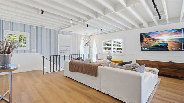 6601 Seashore, Newport Beach, CA 92663