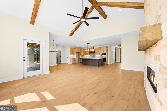 28 South Pointe Drive, Hartwell, GA 30643
