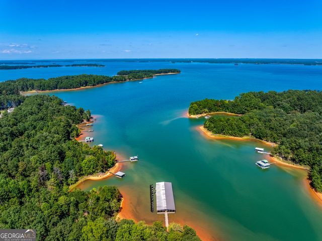 28 South Pointe Drive, Hartwell, GA 30643