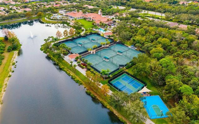 7632 BERGAMO AVENUE, Sarasota, FL 34238