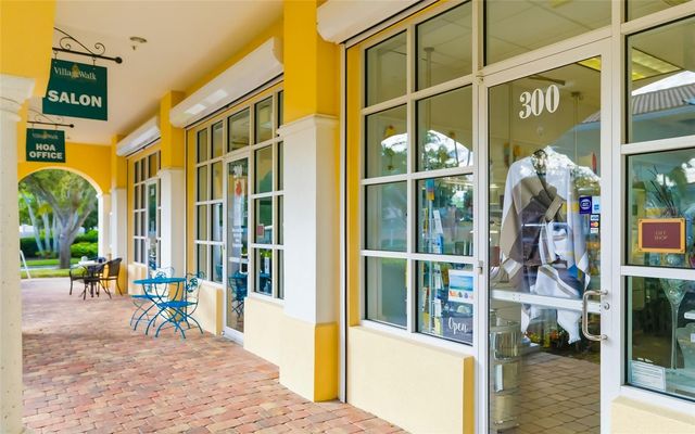 7632 BERGAMO AVENUE, Sarasota, FL 34238