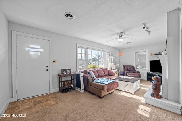 2801 Jefferson Drive A & B, Greenville, NC 27858