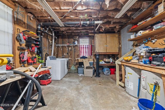 2801 Jefferson Drive A & B, Greenville, NC 27858