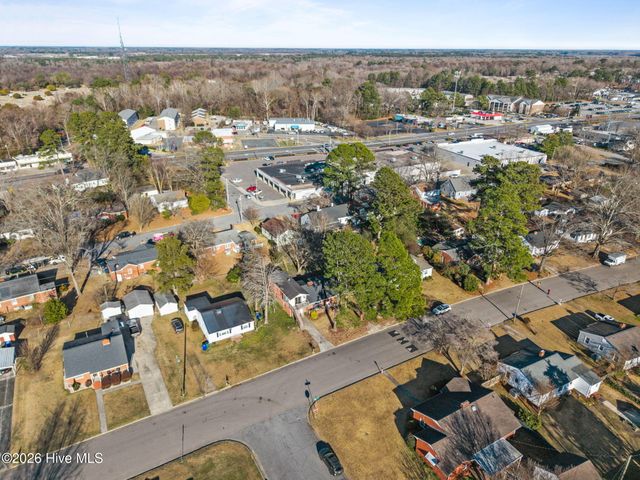 2801 Jefferson Drive A & B, Greenville, NC 27858