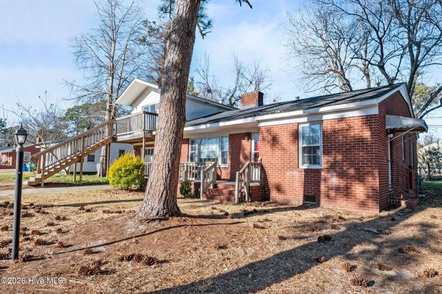 2801 Jefferson Drive A & B, Greenville, NC 27858