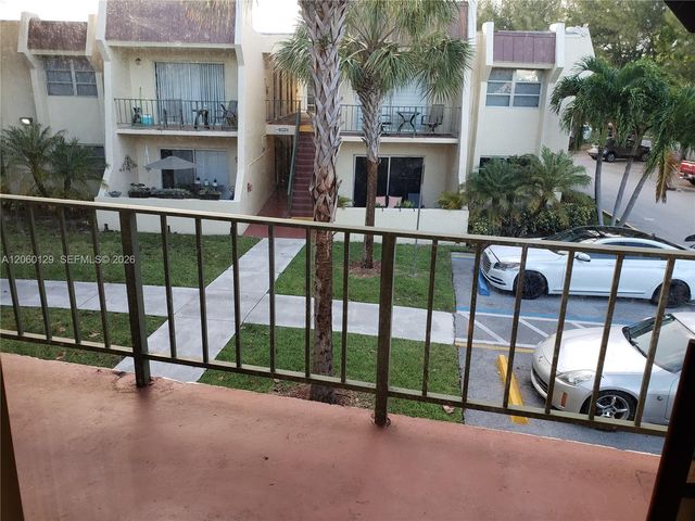 13934 SW 90th Ave 201-CC, Miami, FL 33176