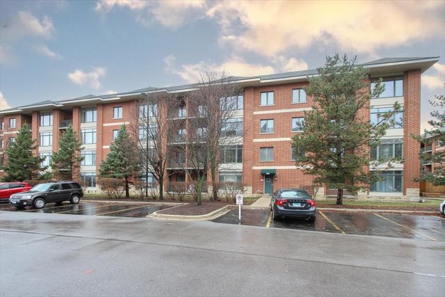 855 E 22nd Street 304, Lombard, IL 60148