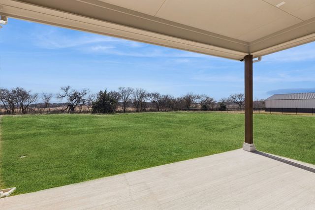 7008 Valley View Drive, Joshua, TX 76058
