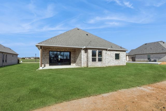7008 Valley View Drive, Joshua, TX 76058