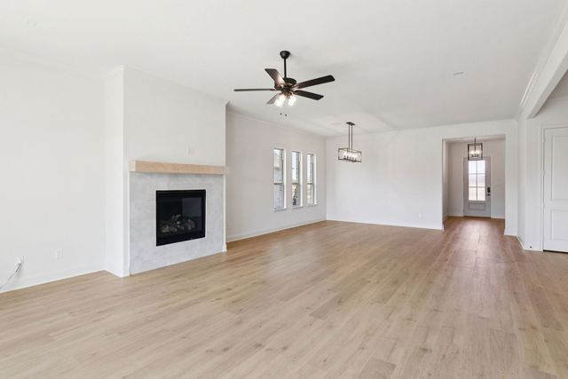 7008 Valley View Drive, Joshua, TX 76058