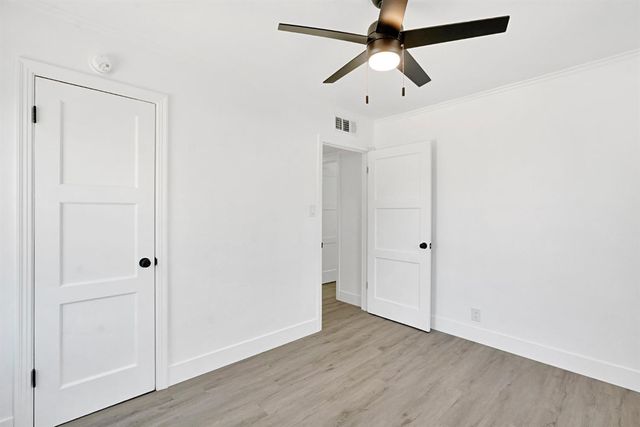 135 E Griffith Way, Fresno, CA 93704