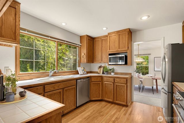14544 186th Place NE, Woodinville, WA 98072
