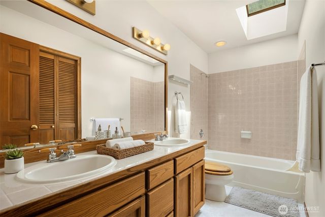 14544 186th Place NE, Woodinville, WA 98072