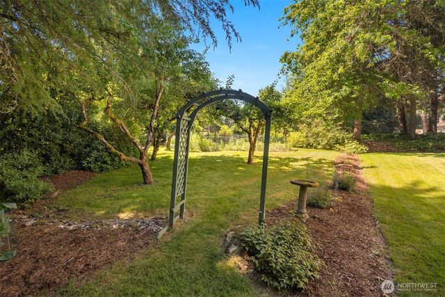 14544 186th Place NE, Woodinville, WA 98072