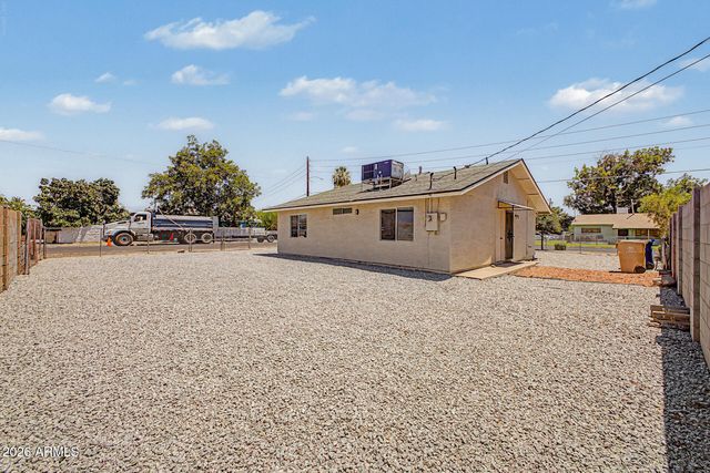 5938 W OCOTILLO Road, Glendale, AZ 85301