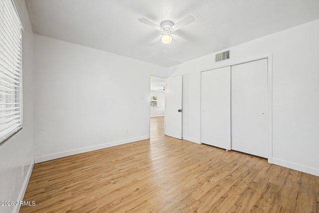 5938 W OCOTILLO Road, Glendale, AZ 85301