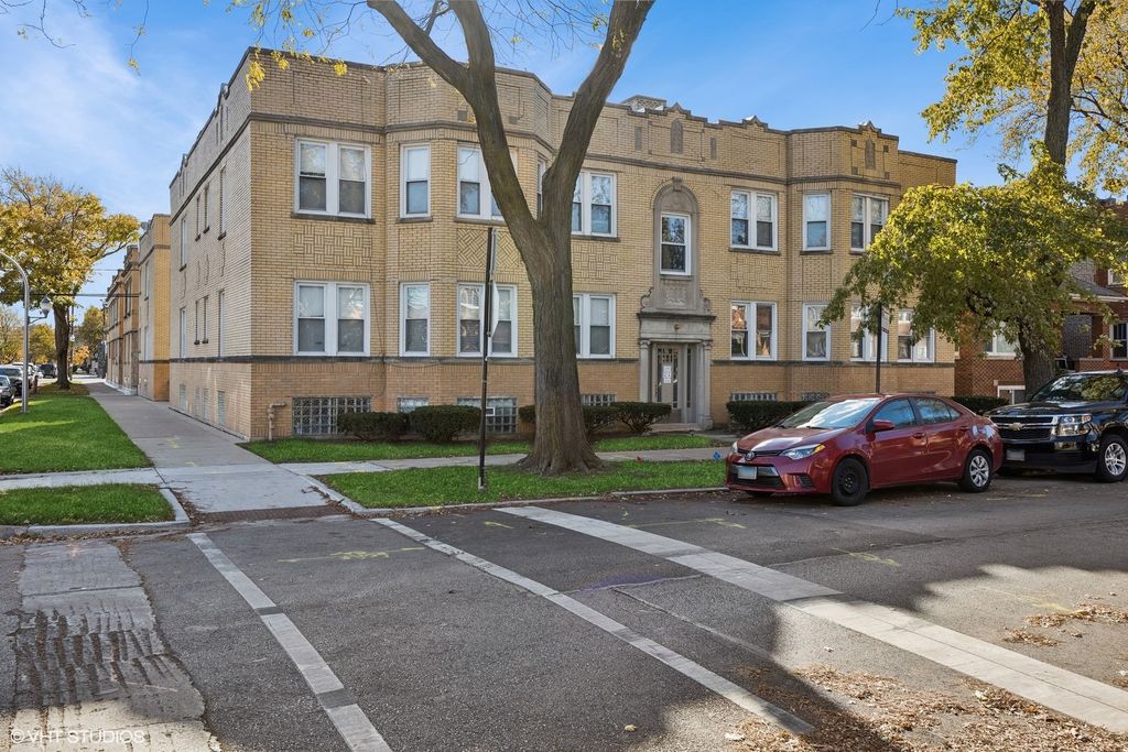 5101 W Montana Street 3, Chicago, IL 60639