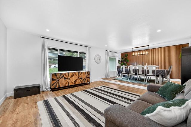 5107 Bellwood Way, Carmichael, CA 95608