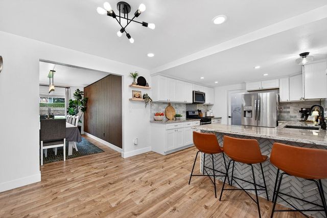 5107 Bellwood Way, Carmichael, CA 95608