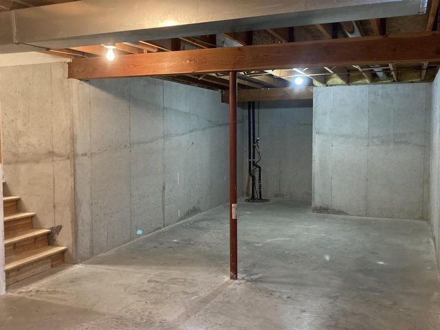 1701 MEADOWVIEW LANE, Little Chute, WI 54140