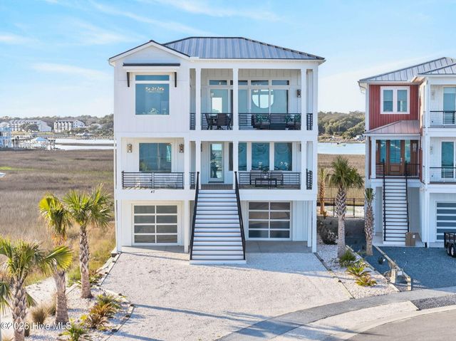 47 Grand View Drive, Ocean Isle Beach, NC 28469
