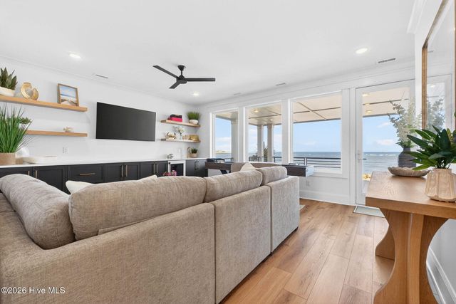 47 Grand View Drive, Ocean Isle Beach, NC 28469