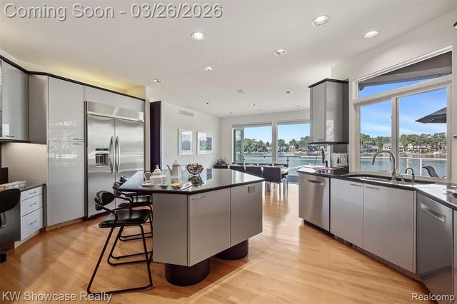 8559 Pine Cove Drive, Commerce Twp, MI 48382