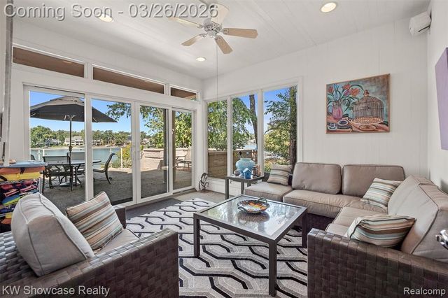 8559 Pine Cove Drive, Commerce Twp, MI 48382