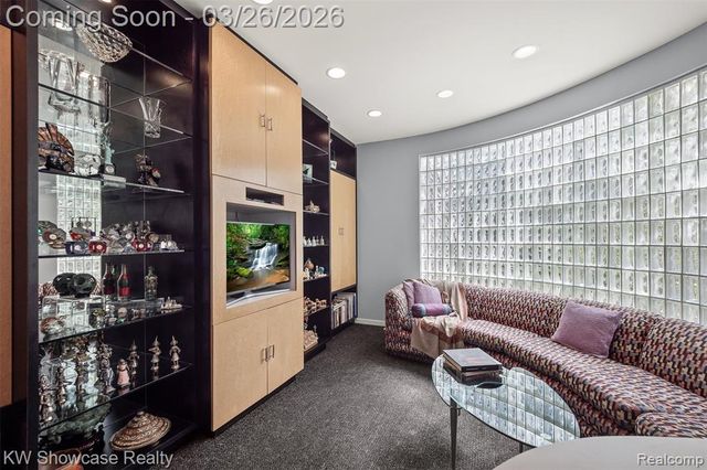 8559 Pine Cove Drive, Commerce Twp, MI 48382