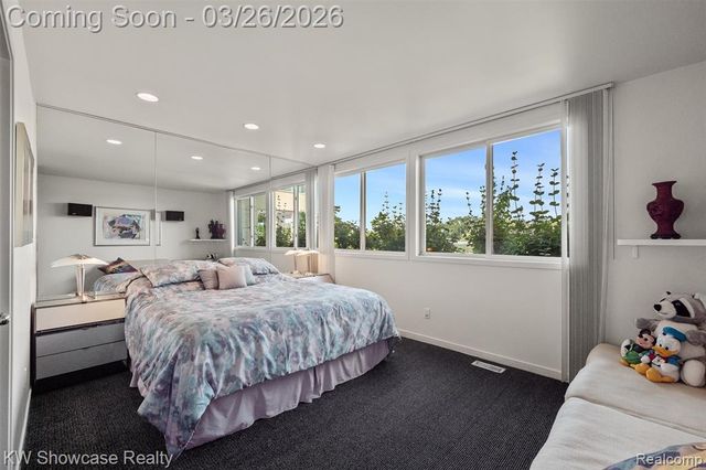 8559 Pine Cove Drive, Commerce Twp, MI 48382