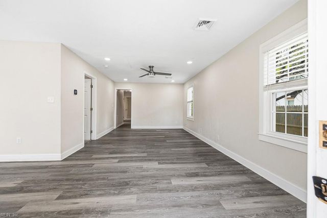 408 E Little Creek RD, Norfolk, VA 23505