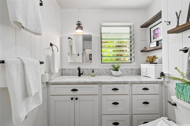 3017 Lanikaula Place, Honolulu, HI 96822