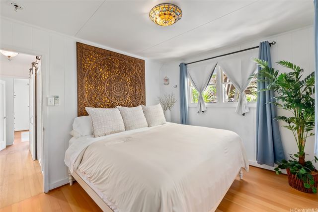 3017 Lanikaula Place, Honolulu, HI 96822