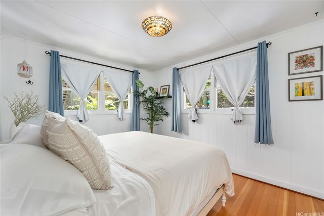 3017 Lanikaula Place, Honolulu, HI 96822