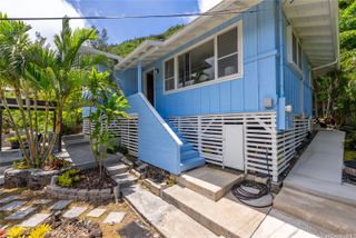 3017 Lanikaula Place, Honolulu, HI 96822