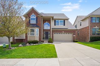 4846 E Stonegate Circle, Orion Charter Township, MI 48359