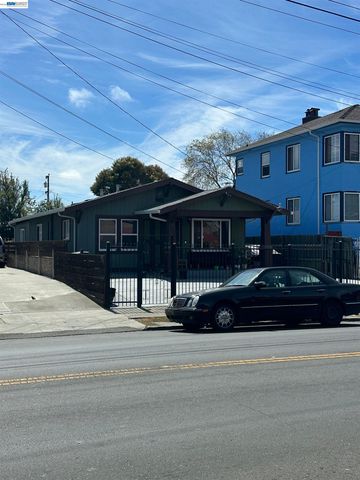2474 Seminary Ave, Oakland, CA 94605