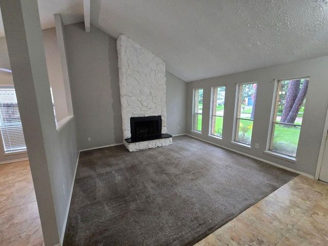 7026 Foxfield Lane, Humble, TX 77338