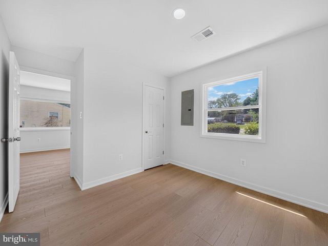 14209 MOUNT PLEASANT DR, Woodbridge, VA 22191