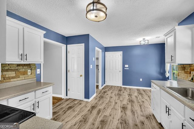 1404 Saddlebrook Court, Locust Grove, GA 30248