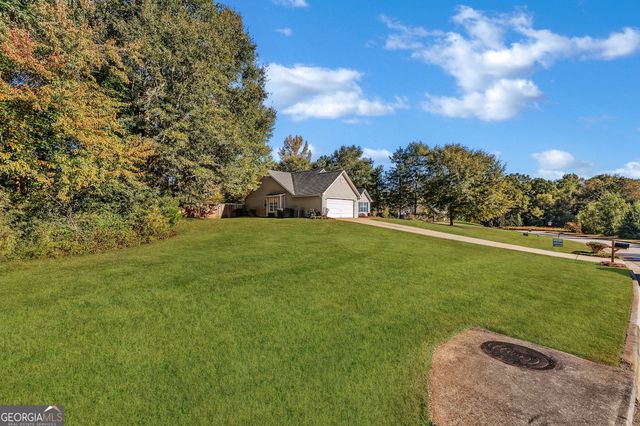 1404 Saddlebrook Court, Locust Grove, GA 30248