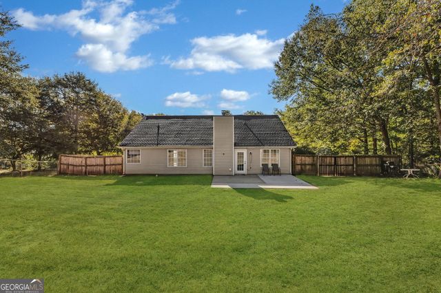 1404 Saddlebrook Court, Locust Grove, GA 30248