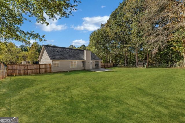 1404 Saddlebrook Court, Locust Grove, GA 30248