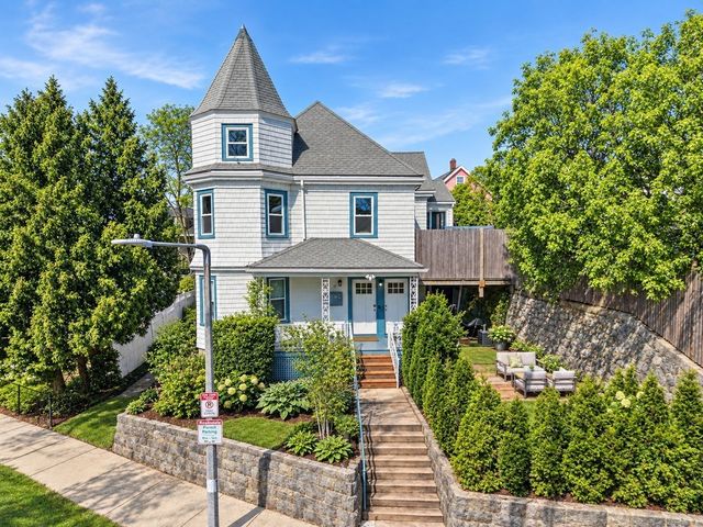 15 S Fairview St 3, Boston, MA 02131