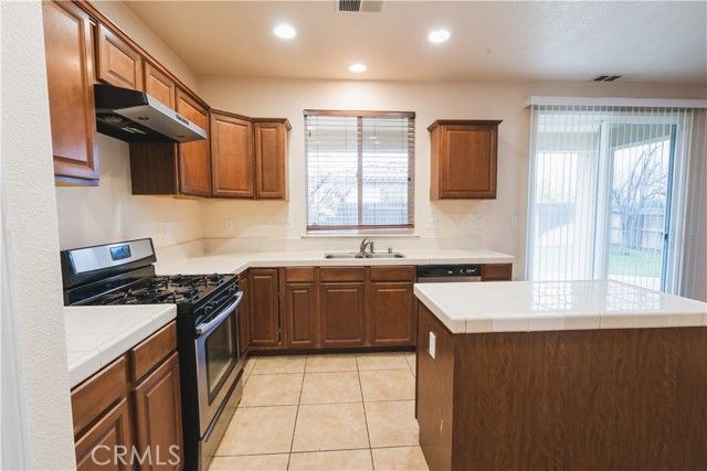 4315 Strathmore, Merced, CA 95348